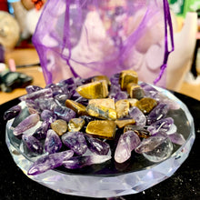 Load image into Gallery viewer, Glass Crystal Grid Plate Stands