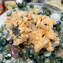 Load image into Gallery viewer, Apophyllite, Stilbite, Heulandite Raw Clusters
