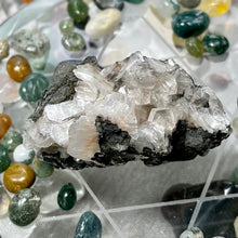 Load image into Gallery viewer, Apophyllite, Stilbite, Heulandite Raw Clusters
