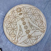 Load image into Gallery viewer, Wood Crystal Grid Plate