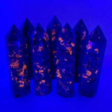 Load image into Gallery viewer, Yooperlite Points(AKA Sodalite-Syenite)