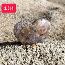 Load image into Gallery viewer, Flower Agate Hearts