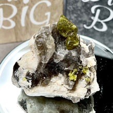 Load image into Gallery viewer, Raw Mineral Specimens