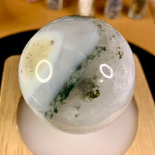 Load image into Gallery viewer, Agate Spheres