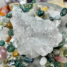 Load image into Gallery viewer, Apophyllite, Stilbite, Heulandite Raw Clusters