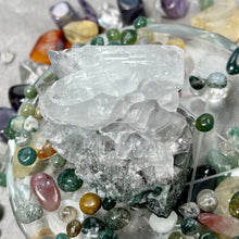 Load image into Gallery viewer, Apophyllite, Stilbite, Heulandite Raw Clusters