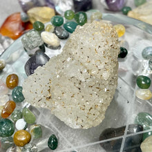 Load image into Gallery viewer, Apophyllite, Stilbite, Heulandite Raw Clusters