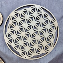 Load image into Gallery viewer, Wood Crystal Grid Plate