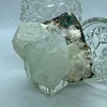 Load image into Gallery viewer, Raw Mineral Specimens