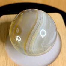 Load image into Gallery viewer, Agate Spheres
