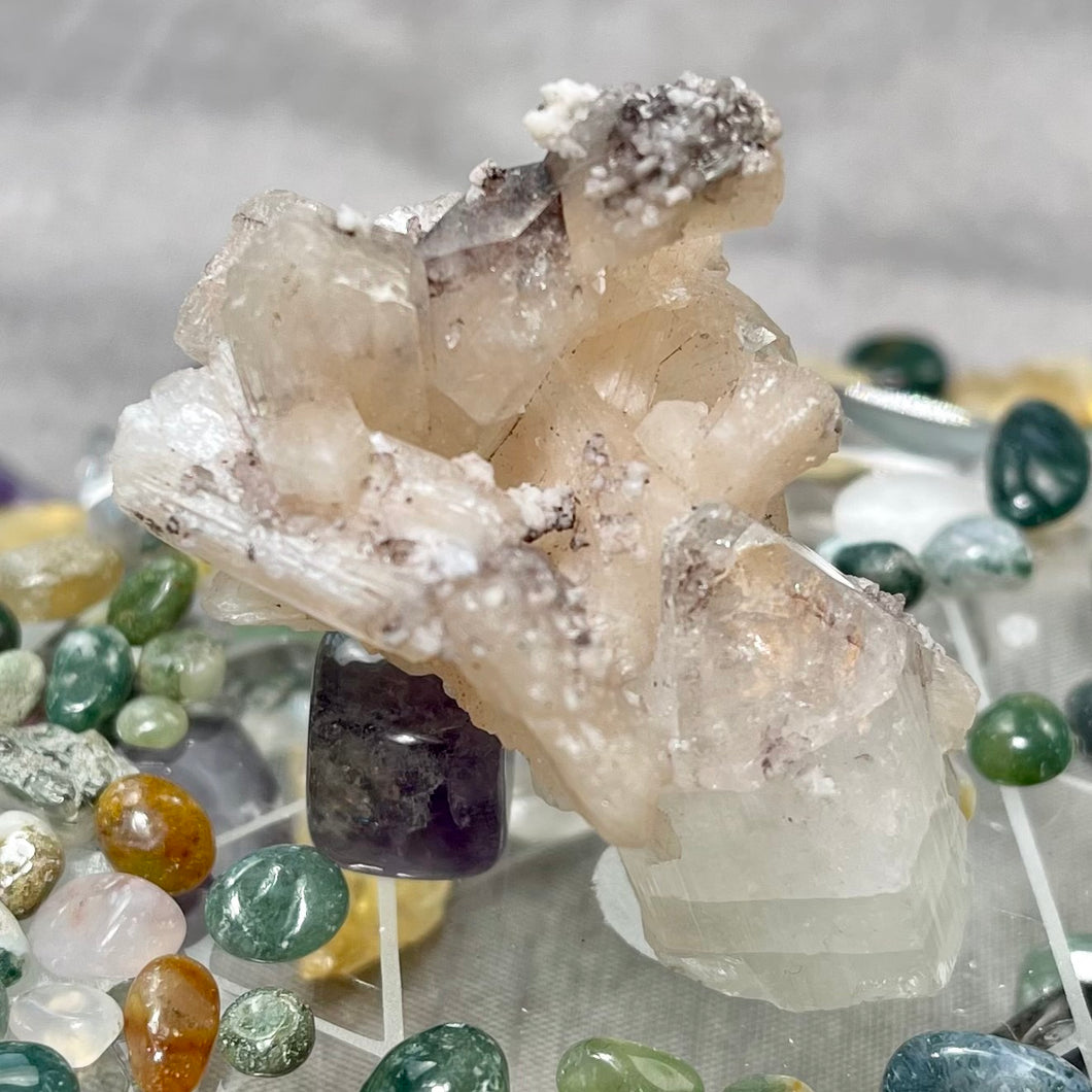 Apophyllite, Stilbite, Heulandite Raw Clusters