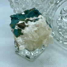 Load image into Gallery viewer, Raw Mineral Specimens
