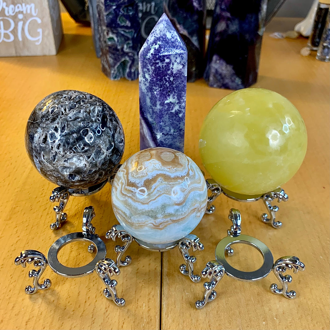 Metal Crystal Sphere Stand