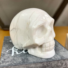 Load image into Gallery viewer, Crystal Skulls - 3+ inches
