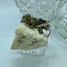 Load image into Gallery viewer, Raw Mineral Specimens
