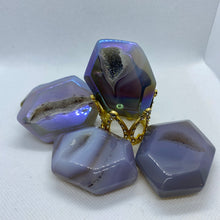 Load image into Gallery viewer, Druzy Agate Carvings
