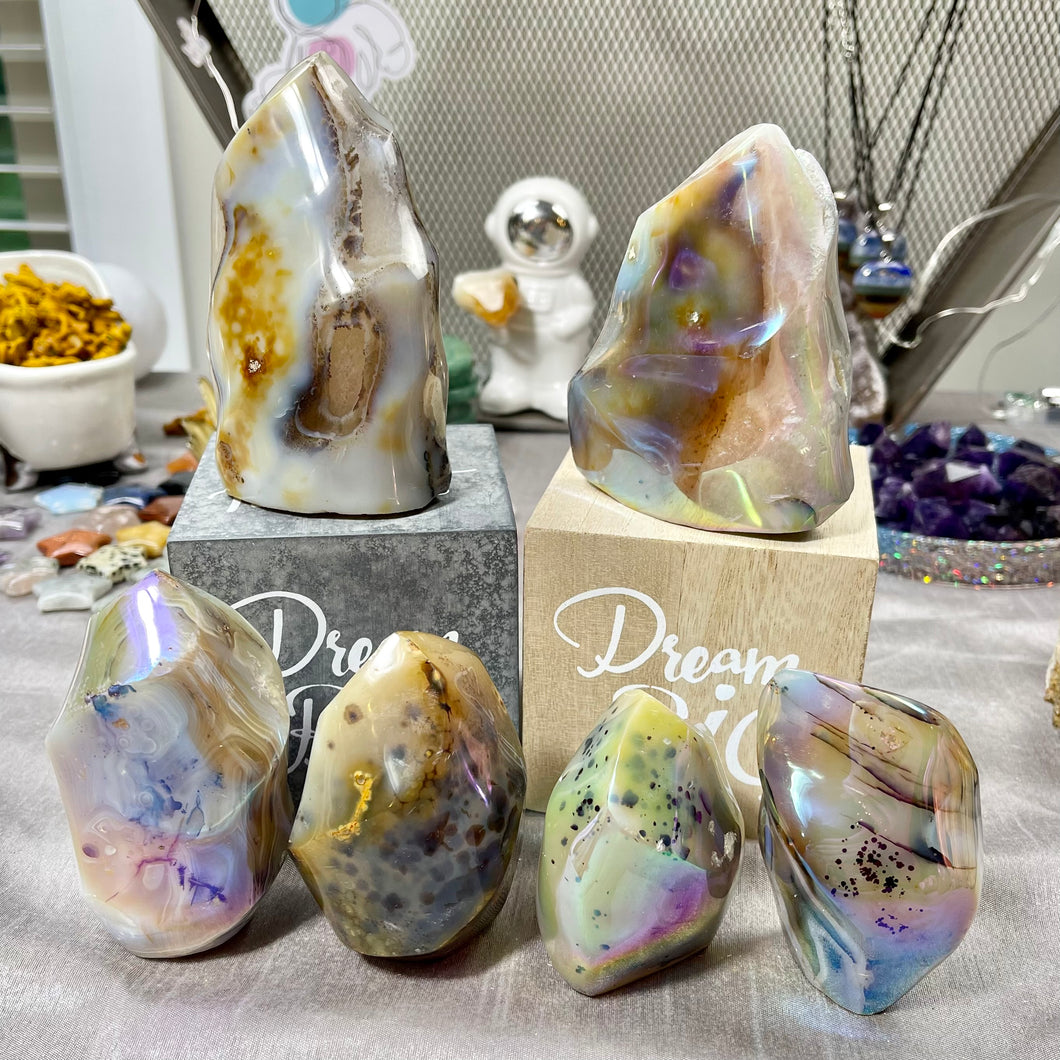 Aura Agate and Dendritic Agate Flames